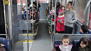 Önce okulda, sonra otobüste eğitim!