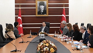 Vali Aksoy vatandaşlarla buluştu