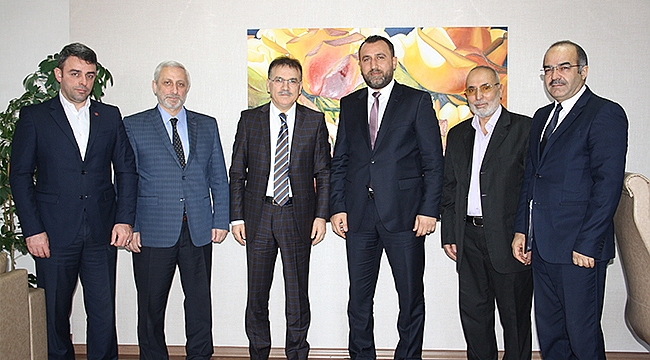 Aksu resmi kurumları ziyaret etti