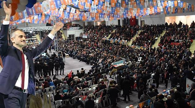 Çayırova’da ‘Çiftçi’ sevgisi salona sığmadı