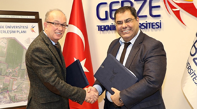 İmzalar üniversite-sanayi işbirliği için!