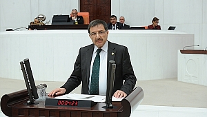 “Özverili çalışmalarında kolaylık diliyorum”