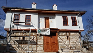 Tarihi konağın dış cephesi tamamlandı