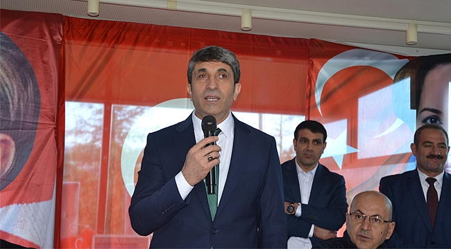 Bayrak, Milli Görüş gömleğini çıkarttı mı?