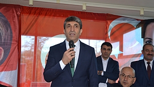 Bayrak, Milli Görüş gömleğini çıkarttı mı?