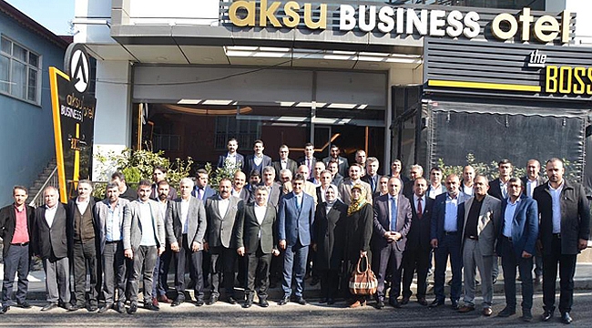Dilovası'nda meclis üyesi adayları buluştu