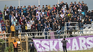 Eskiçarşı’ya her yer Mor-Beyaz