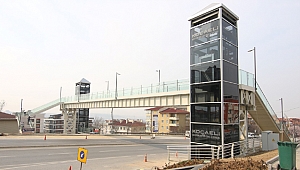 Gebze’ye modern yaya köprüsü