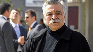 Ozan Arif hayatını kaybetti