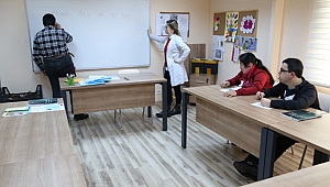 Özel öğrenciler okuma yazma öğrendi