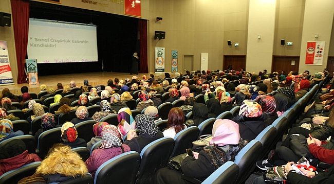“Sanal âlemdeki tuzaklardan uzak durmalıyız”
