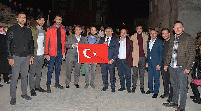 Şayir asker uğurladı
