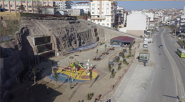 Şelaleli semt meydanı tamamlandı!