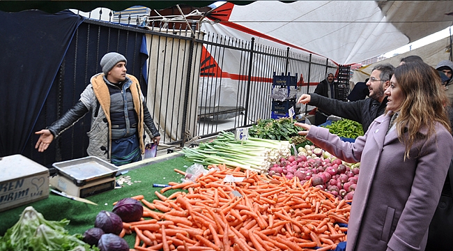 Serap Çakır pazarcıların derdini dinledi