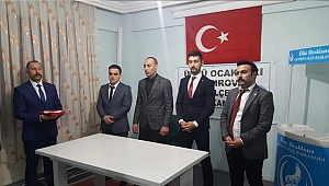 Ülkü Ocakları Çayırova'da bayrak değişimi