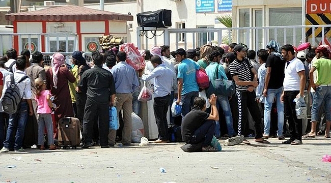 315 bin Suriyeli ülkelerine döndü