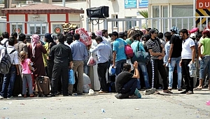 315 bin Suriyeli ülkelerine döndü