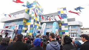 Akademi liseden nice yıldızlar çıkacak