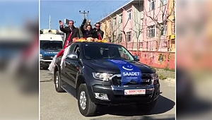 Burcu Çetinkaya’dan seçim konvoyu