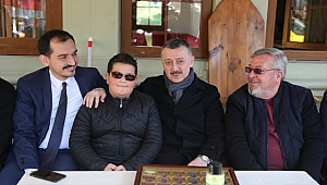 Büyükakın esnafla buluştu