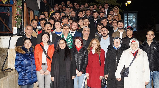 "Gençlerin sorunları bizimle tarih olacak"