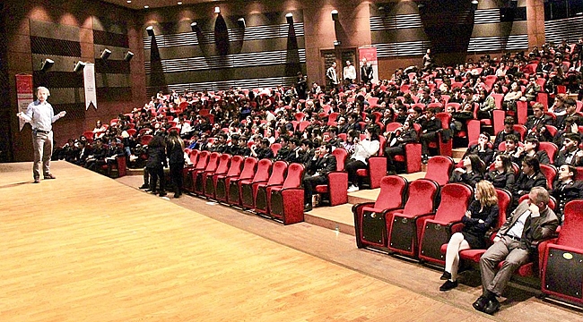 GTÜ'lü akademisyen nanoteknolojiyi anlattı