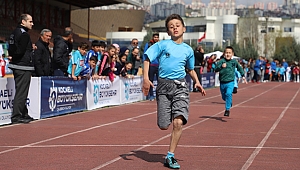 Okullar arası atletizm şampiyonasına yoğun ilgi