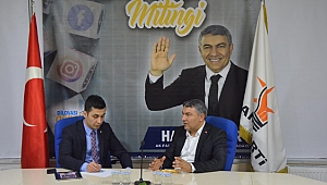 Şayir, sosyal medyadan gençlerle buluştu