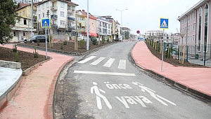Trafikte öncelik yayanın ve hayatın