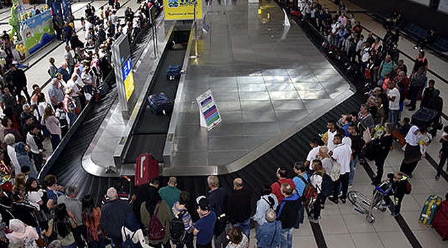 Türkiye 39.5 milyon turistle rekor kırdı