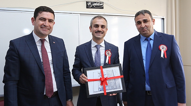 Bünyamin Çiftçi'ye diploma sürprizi