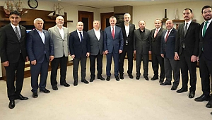 Büyükakın, "Halkımızın gönlüne gireceğiz"