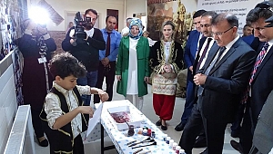 Çayırovalı çocuklar eserlerini sergilediler