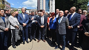 CHP'den ortak açıklama; "Dimdik ayakta duracağız"