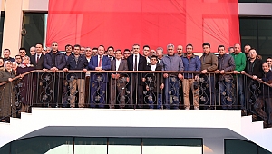Çiftçi, belediye çalışanlarıyla buluştu