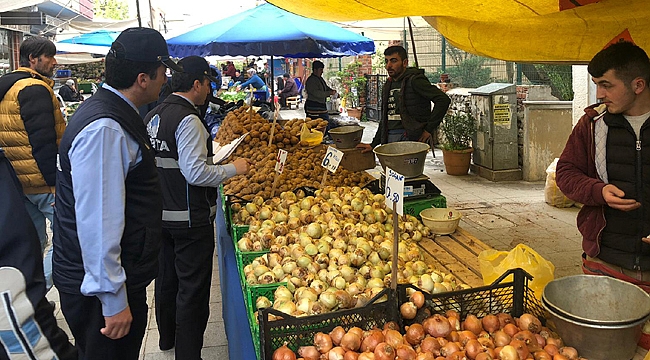 Darıca Zabıtası'ndan pazar denetimi
