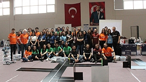 Gebze'de robotlar yarıştı