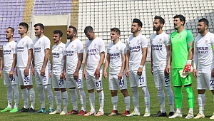 Hepsini alınlarından öpüyorum