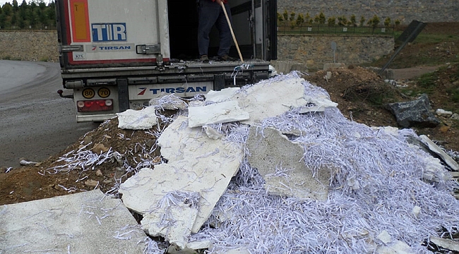 Kaçak atıklar toplatıldı