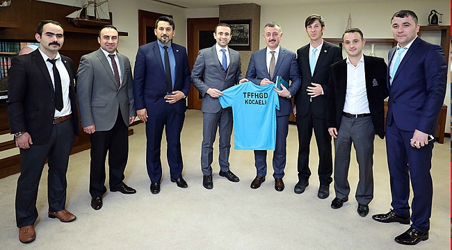 ‘Kocaeli markasına FİFA Hakemi yakışır’