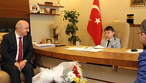 Muzaffer Bıyık, koltuğu devretti