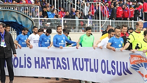 ‘Polis haftası kutlu olsun’ pankartı