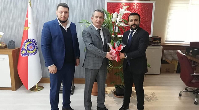 Ülkü Ocakları Murat Şeker'i ziyaret etti