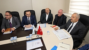 Zinnur Büyükgöz, birim müdürleriyle buluştu