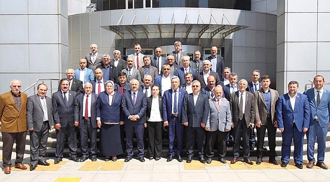 Zinnur Büyükgöz, muhtarlarla buluştu