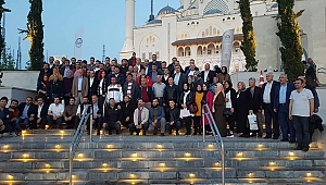 AK Parti Gebze tam kadro Çamlıca'da