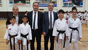 Başkan Çiftçi, Milli Karatecileri tebrik etti