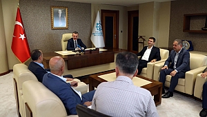 "Bayrağımıza ve tüm kutsallarımıza sahip çıktınız"