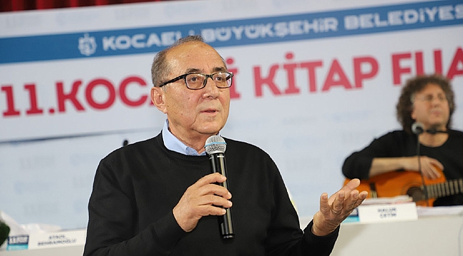 Behramoğlu'ndan şiir dinletisi