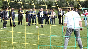 Bıyık, özel sporcular ile stres attı!